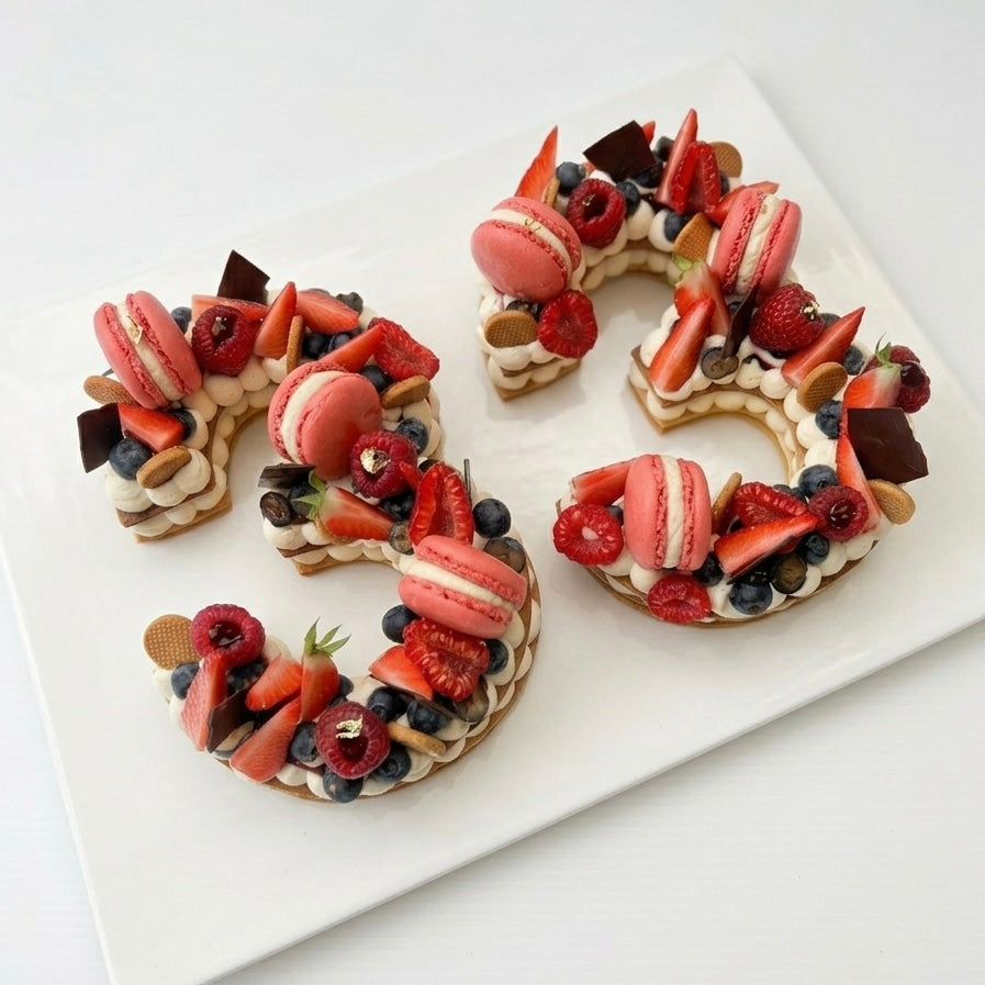 Pièces d’Exception : Gâteaux Évènementiels, Formats XXL & Number Cakes